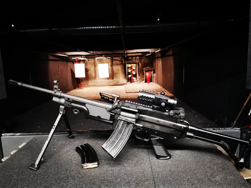 Budapest: Shooting Experience for Couples, The Perfect Date - Finding the range in central Budapest