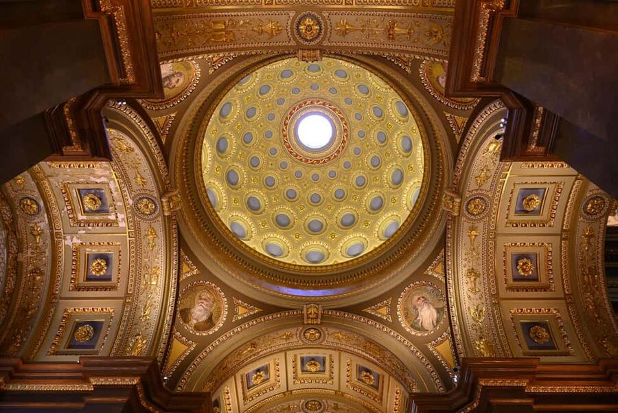 Budapest: St. Stephen's Basilica Entry with Terrace Option - Adding the Treasury and dome terrace