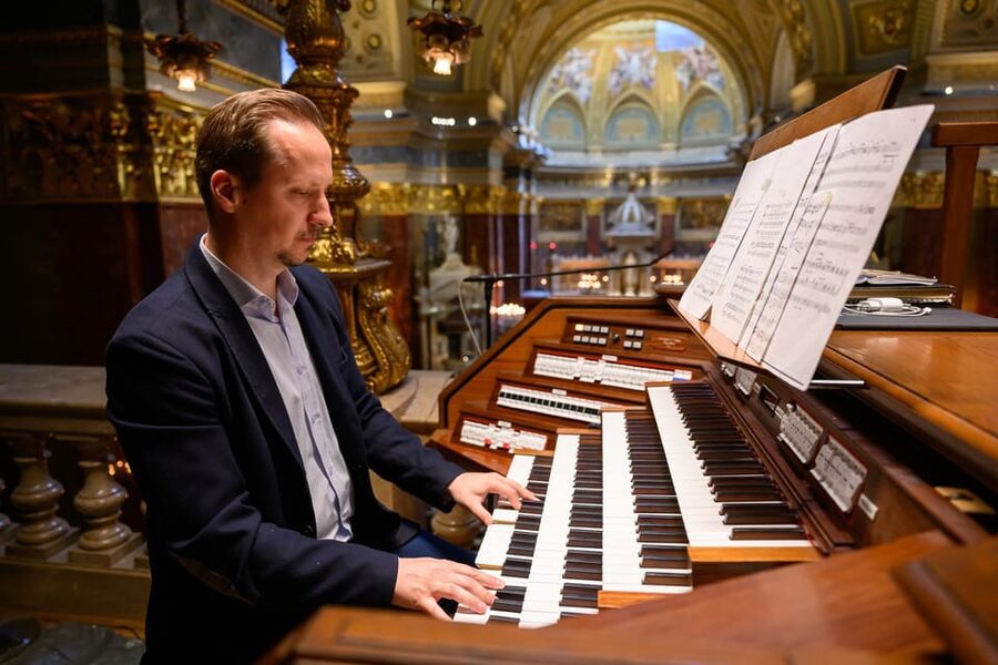 Budapest: St.Stephen's Basilica Grand Organ Concert Tickets - Who will get the most from this concert?