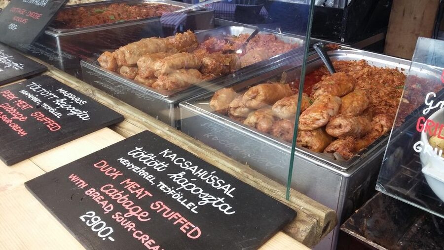 Budapest Streetfood Heaven: Tasting and Markets with a local - Trying the chocolate snail and Hungarian breakfast habits