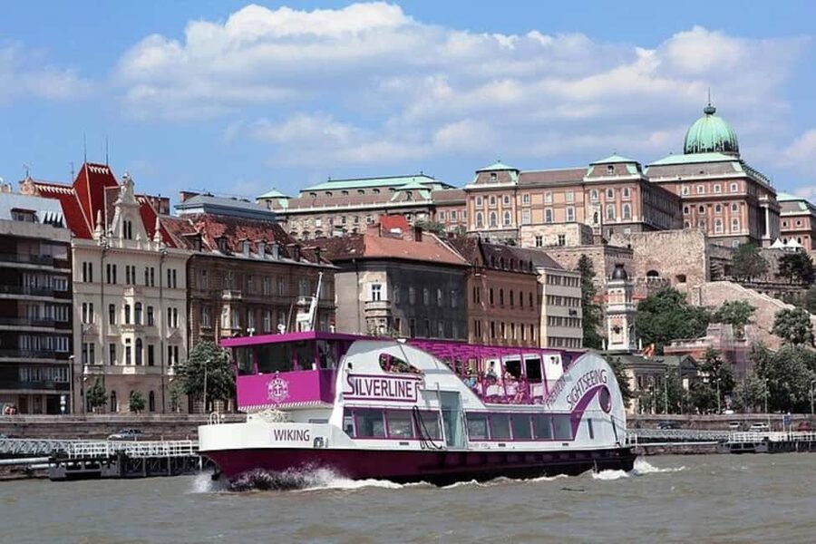 Budapest: Sunset Cruise with 2 Cocktails - Key points to know