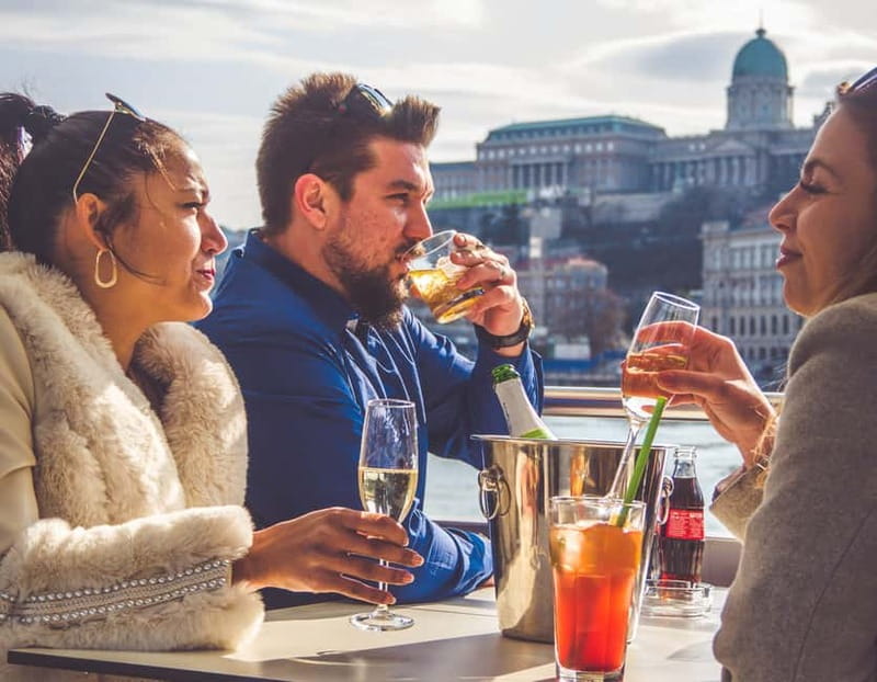 Budapest: Sunset Cruise with 2 Cocktails - How much value do you get for $36?