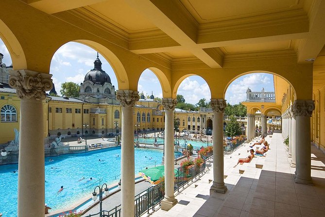Budapest Széchenyi Thermal Spa Ticket - Crowds, Cleanliness, and the Feel of the Place