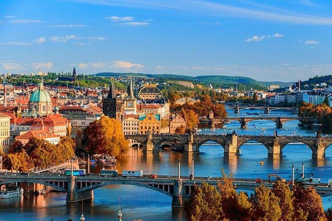 Budapest to Prague Private transfer with 2 hour sightseeing stop - Key points to know before booking