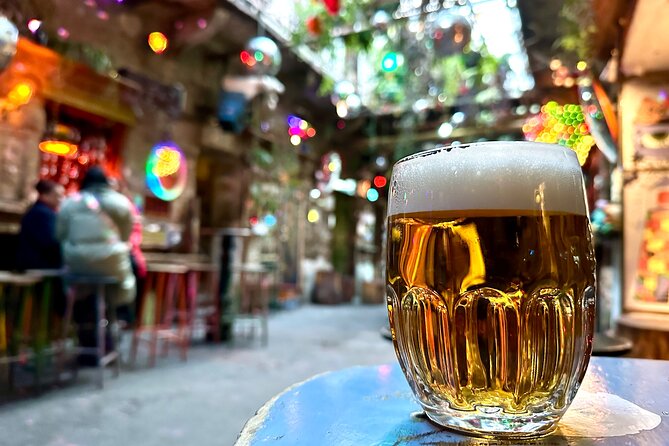 Budapest Urban Art - Private Street Art Tour with a Drink in a Ruin Bar - District 7 murals and the city’s alternative side