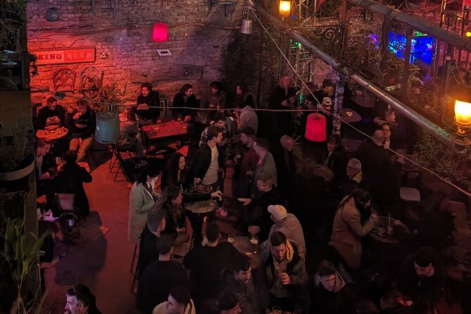 Budapest Vibe: Ruin Bars, Street Art and Culture Tour - Finishing with lángos on Wesselényi Street