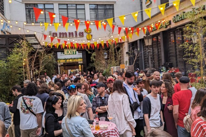 Budapest Vibe: Ruin Bars, Street Art and Culture Tour - Starting with ruin bars and a Hungarian drink