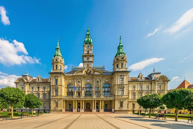 Budapest-Vienna One-Way Sightseeing Transfer - How the $324.41 price makes sense