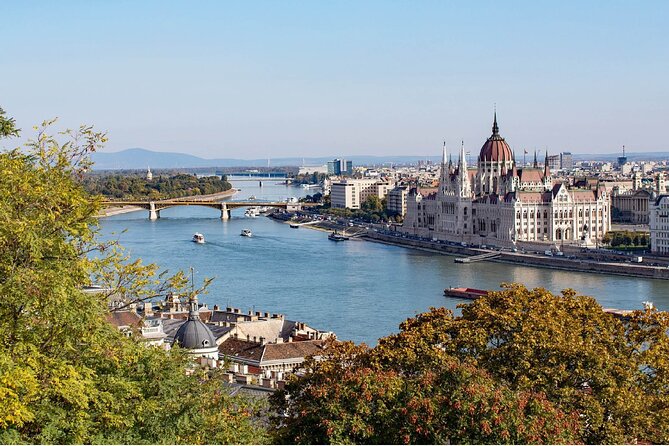 Budapest Walking Tour: Explore Top Sights & Hidden Gems - District VII murals: Budapest’s walls tell a newer story