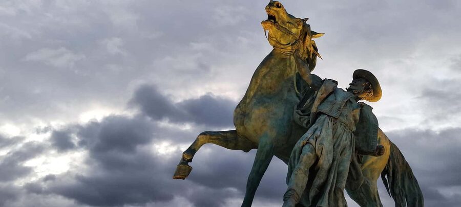 Budapest: Walking Tour in the Buda Castle District - Fisherman’s Bastion and the best-known views