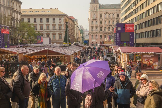 Budapest walking tour: Parliament and Shoes Memorial - Starting at St. Stephen’s Basilica at 11:00
