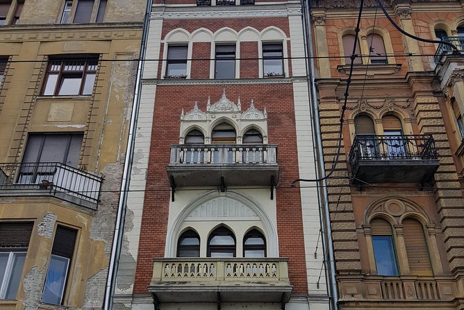 Budapest Walking Tour with Your Private Guide: 20+ Highlights - Buda Castle and the Castle District