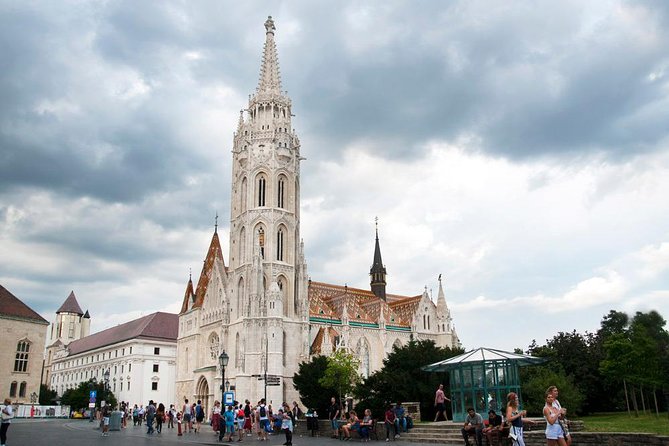 Classic Walk in Budapest - Buda Castle and the Royal Palace terrace