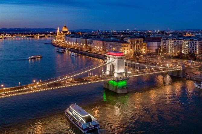 Cocktail Cruise and City Views on the Danube in Budapest - The Castle District and the first great view