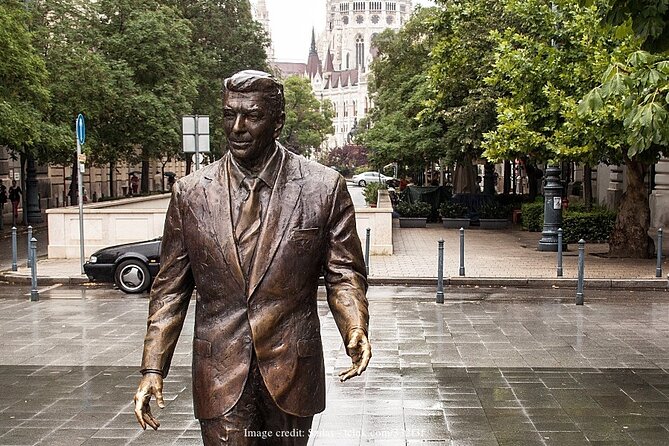 Communism in Budapest: Private Tour with House of Terror Museum - What the private format adds