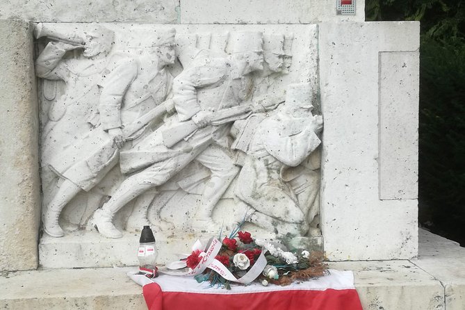 Communist Budapest Walking Tour - Bem József Square and the first public challenge