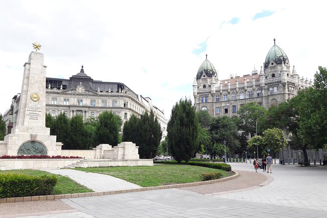Comprehensive sightseeing tour - Crossing to Buda Castle