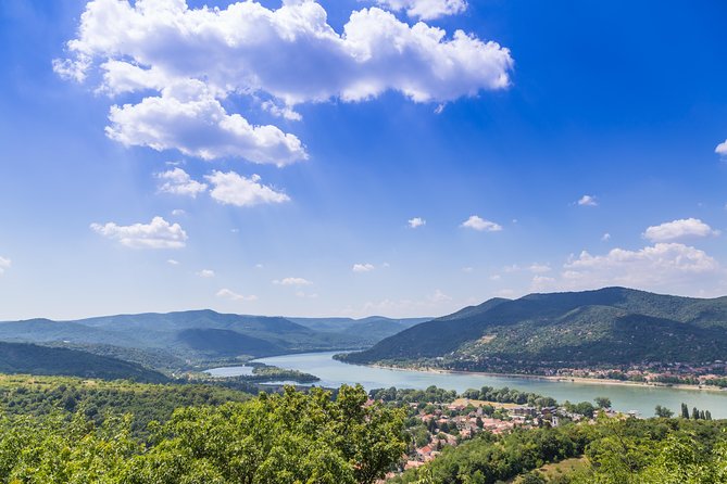 Danube Bend Full-Day Private Tour From Budapest - Guides who shape the experience