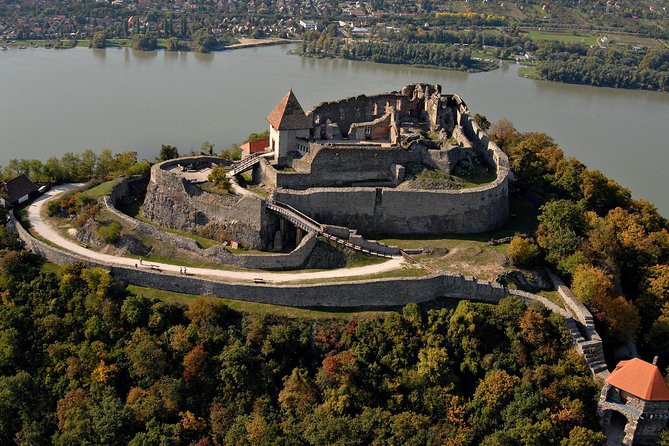 Danube Bend Privately with full board - Visegrád Castle, lunch, and the high lookout points