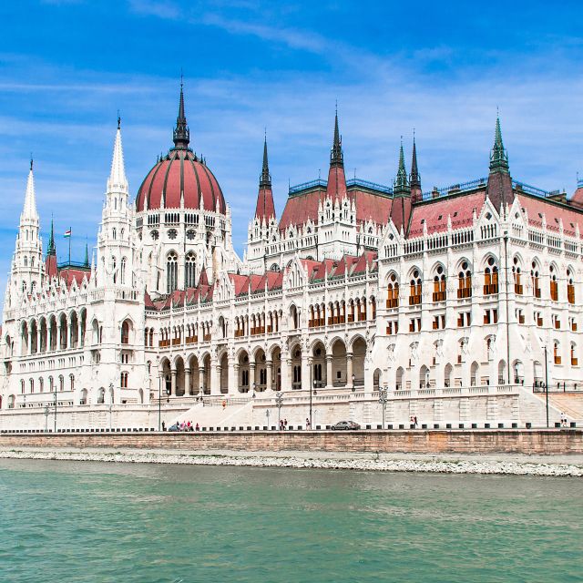 Downtown Budapest Guided Segway Tour - Rolling Through Parks and Downtown Streets