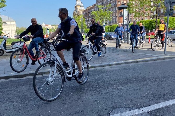 E-Bike Guided Tour in Castle Hill Budapest - Andrássy Avenue and Heroes’ Square, if time allows