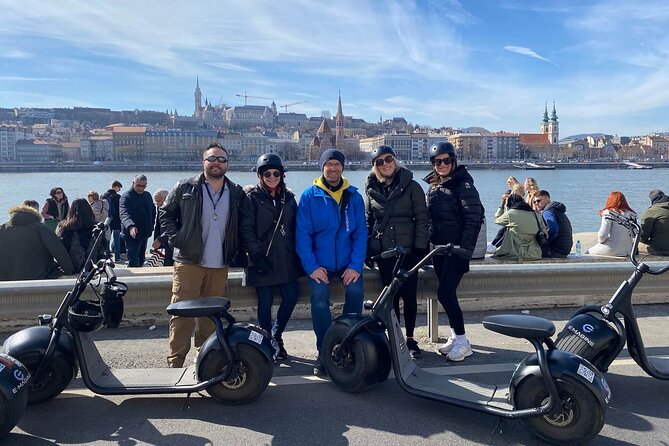 E-Scooter Half-Day Private Tour in Budapest with Food Tastings - The Jewish Quarter and a final central loop