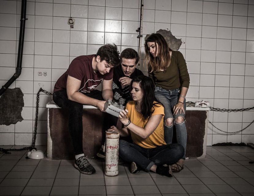 Escape Rooms by PanIQ Room in Budapest - Sets and atmosphere: story matters here