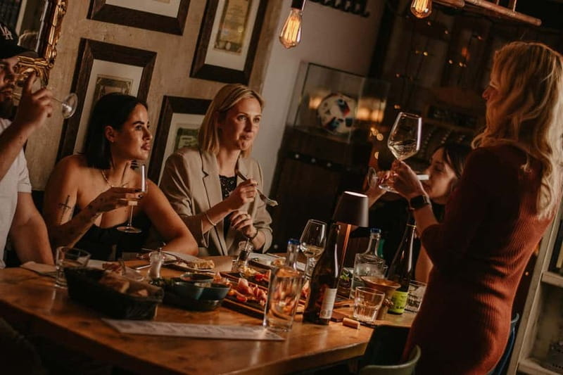 Food and Wine Tasting in Budapest by the Basilica - What the sommelier adds to the evening