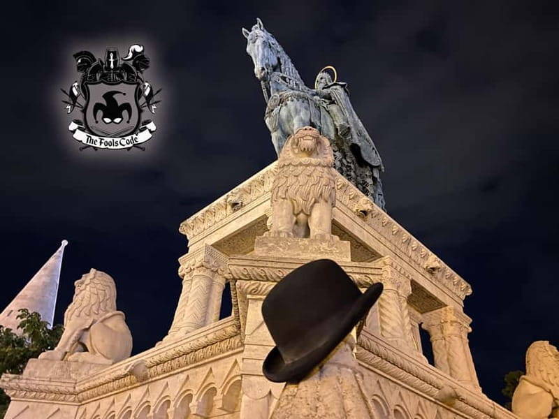 FoolsCode: EscapeRoom/Sightseeing tour with Actor Tourguide - Receiving the map and meeting the lawyer