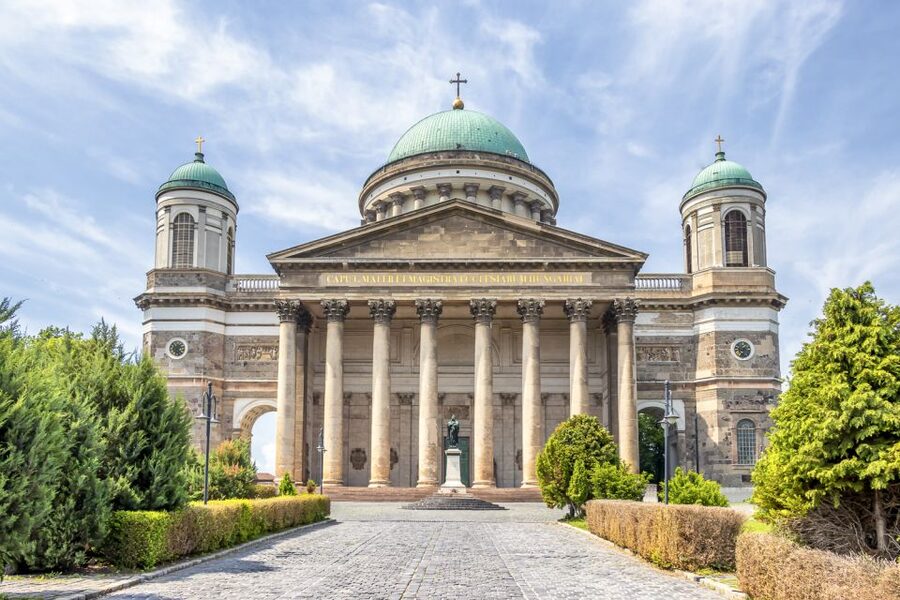 From Budapest: Danube Bend Day Trip in English - Why this is a useful day outside Budapest