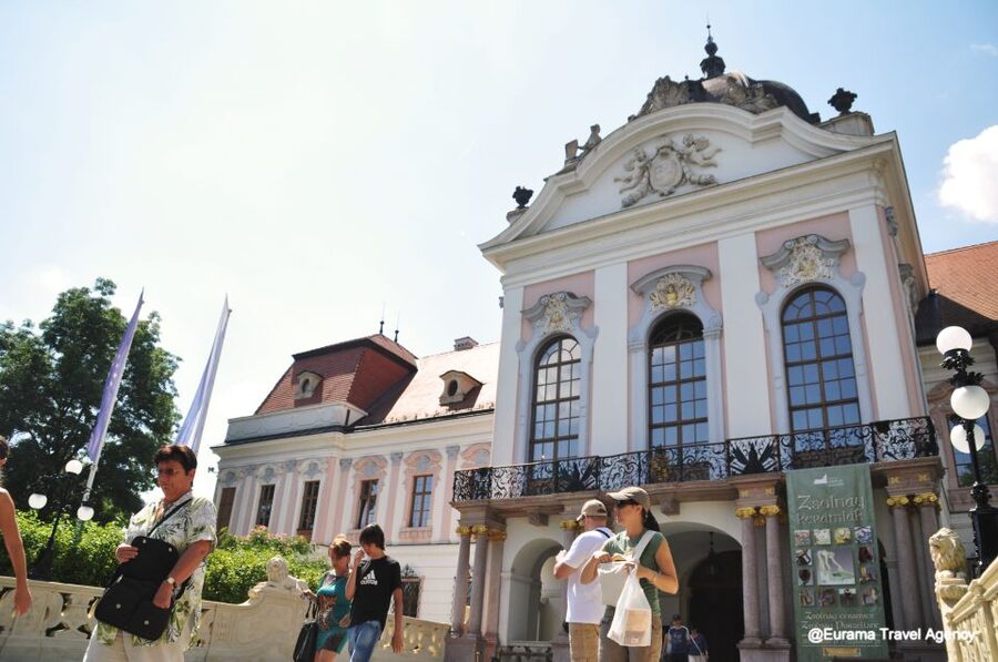 From Budapest: Gödöllő Royal Sissi Guided Tour - The park, gardens, and time outdoors