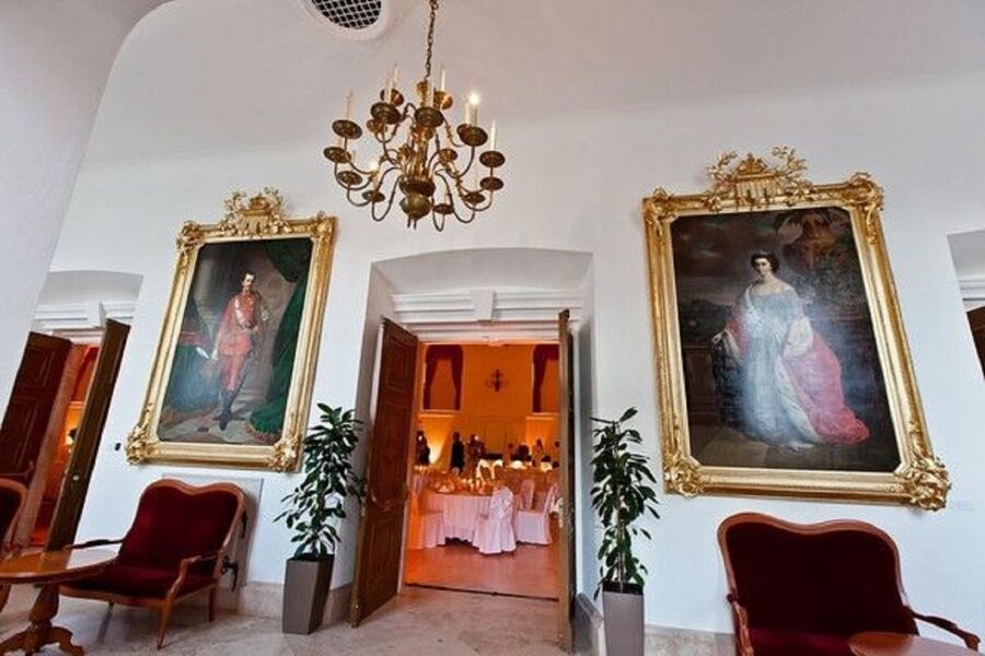 From Budapest: Gödöllő Royal Sissi Guided Tour - What $67 buys you