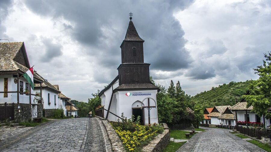 Hollókő Ethnographic Village: Day Tour from Budapest - Walking among Hollókő’s protected houses