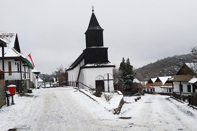 HOLLÓKŐ UNESCO World Heritage site + Eger Castle Private guided tour - Practical booking advice