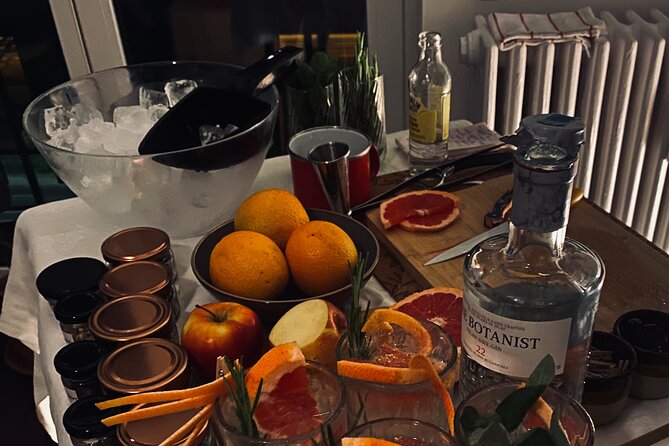 Hungarian Gin and Tonic Tasting and Workshop - Why the garnish lesson is more useful than it sounds