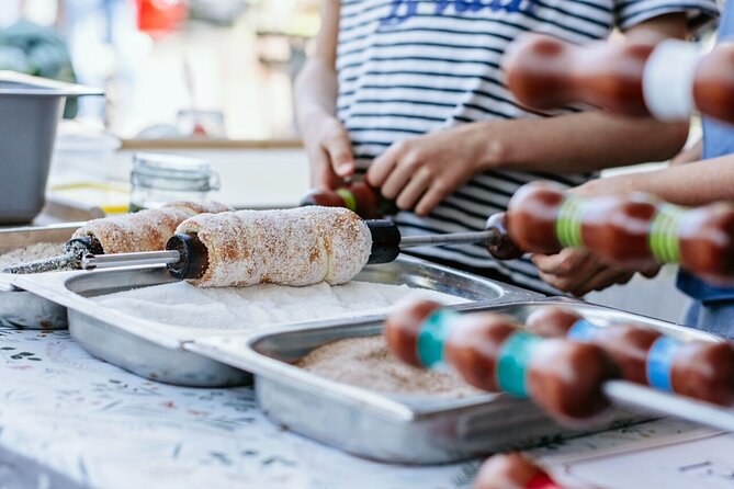 Kürtőskalács: Chimney Cake Workshop in City Park Budapest - Why the group size matters