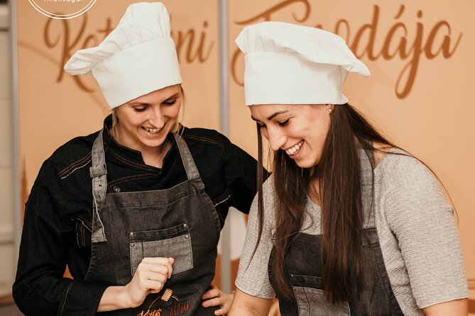 Kürtőskalács: Chimney Cake Workshop in City Park Budapest - Who should book this experience?