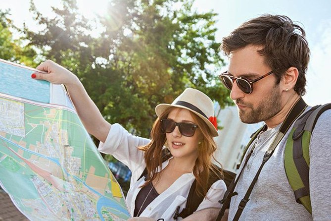 Learn Hungarian before you hit the party or explore the city! - Timing, pickup, and practical details