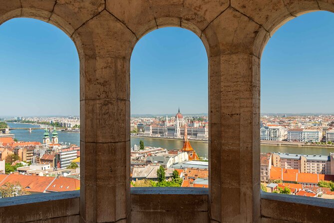 Live virtual walking tour in the Buda Castle quarter - Seeing Buda Castle from your own screen