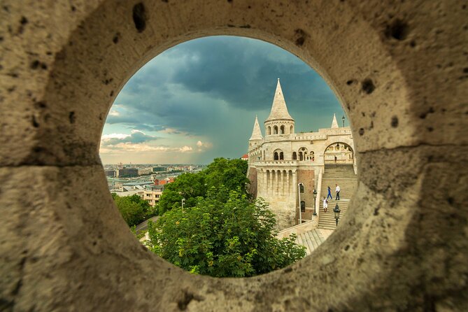 Live virtual walking tour in the Buda Castle quarter - Leaving the royal quarter for old residential Buda