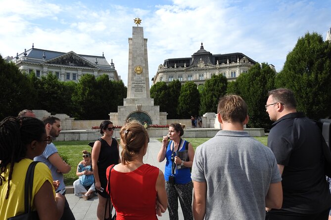 Lives of Hungarians Under Communist and Capitalist system - Religion and family life at St. Stephen’s Basilica