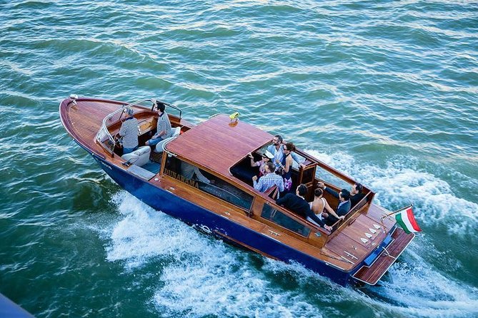 Luxurious, private day cruise with a waterlimousine to Szentendre - Who will enjoy this cruise most