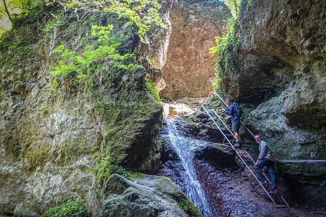 One Day Wonder Hiking Trip - What to bring for a six-hour trail day