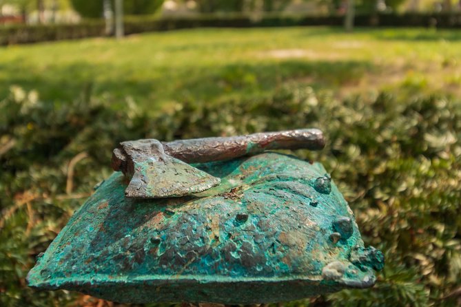 Orientation walk in Budapest - Timing, walking, and pickup details