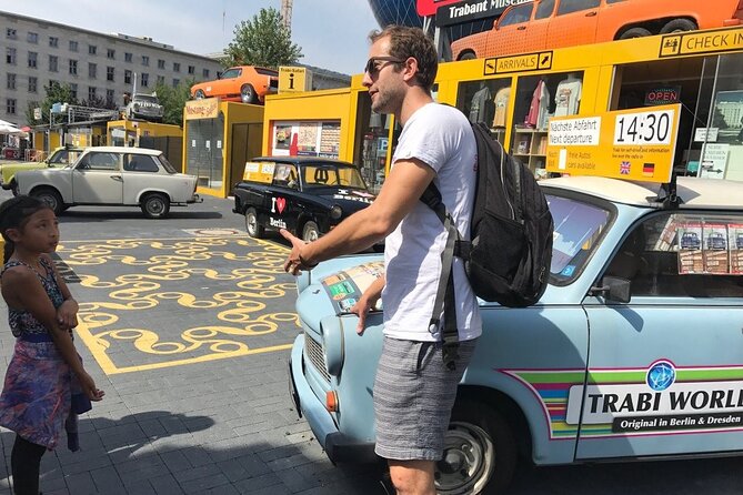 Original Budapest Alternative Street Art & Jewish Tour - Price, tips, and what the $25.20 means