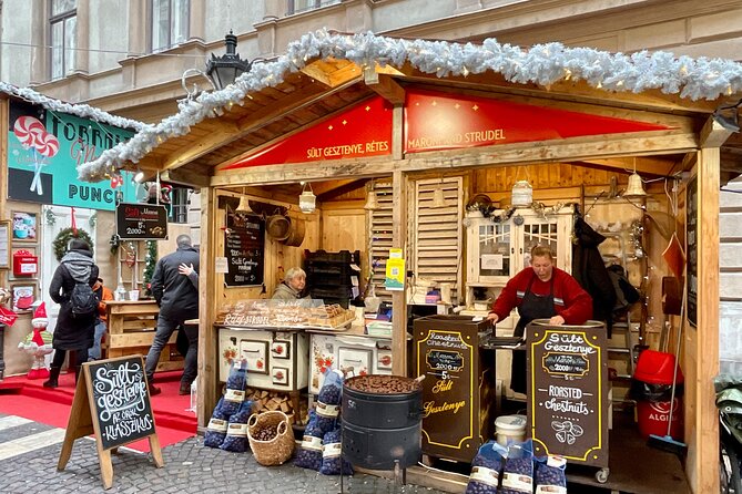 Private Budapest Christmas Market Tour with Chimney Cake & Mulled Wine - Gresham Palace and the wider city walk
