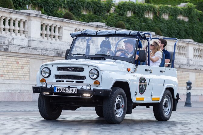 Private Budapest City tour with Classic Russian Jeep or G-Wagon! - How the guiding works