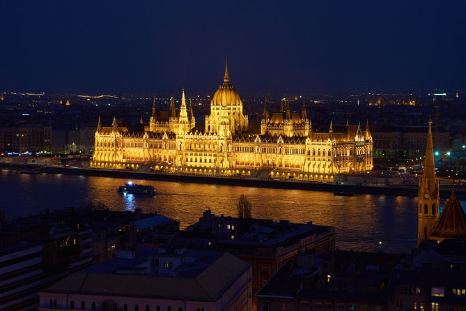 Private Budapest Sightseeing Tour: Royal Castle, Heroes Square, Chain Bridge - The Great Central Market Hall Adds a Local Pause