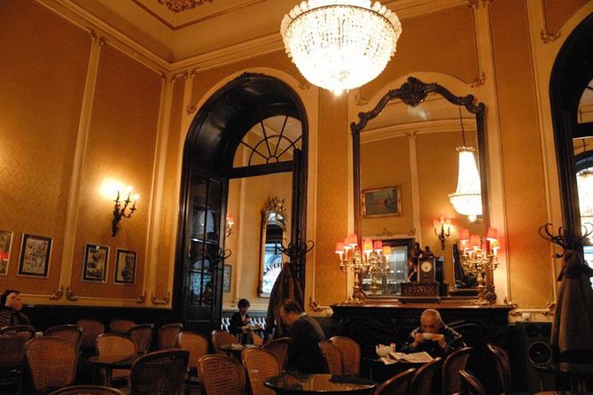 Private Café Wandering: Excursion through Budapest’s Belle Epoque - Urania Café and Budapest’s early film culture
