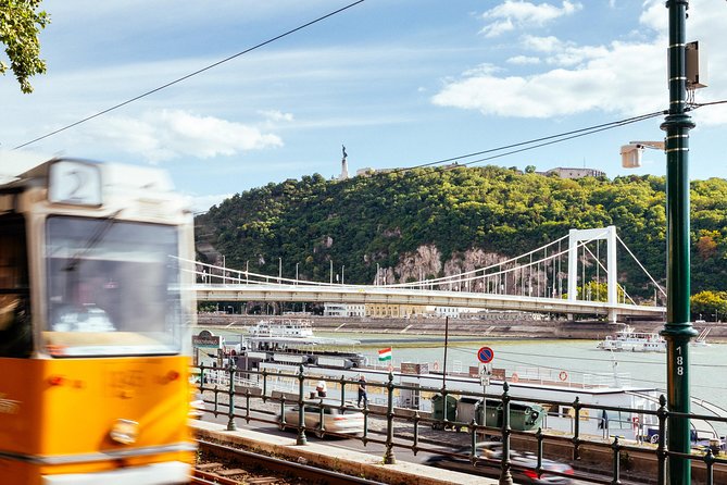 Private City Kickstart Tour: Budapest - Central Market Hall and the useful parts of local advice